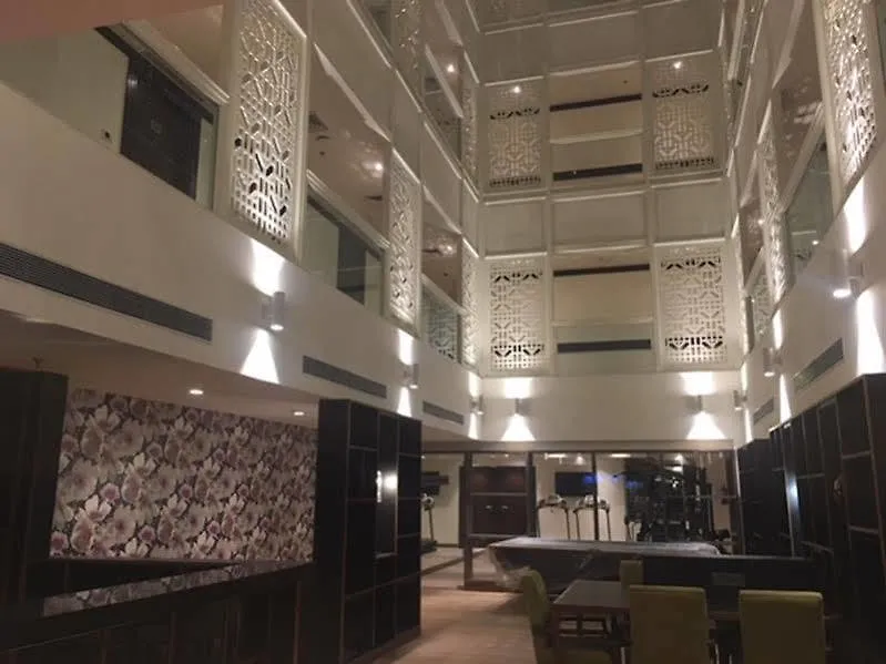 ****  Deventure Sarovar Portico Kapashera, New Delhi Hotel India