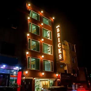Bricks, Karol Bagh, New Delhi (National Capital Territory of India)